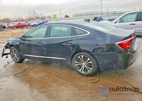 2017 Buick Lacrosse Essence z USA, uszkodzony, nr VIN 1G4ZP5SS6HU208835